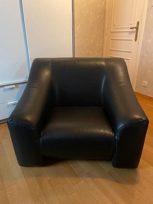 Twee zwart leren zetels -eenzit- in prima staat!, Huis en Inrichting, Fauteuils, Zo goed als nieuw, Ophalen