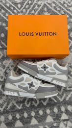 Grey lv skate, Overige kleuren, Nieuw, Ophalen of Verzenden, Sneakers
