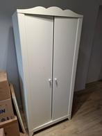 Armoire blanche enfant a donner, Enlèvement