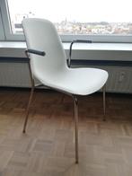 Witte stoel(en) met armleuning, Huis en Inrichting, Ophalen, Wit, Zo goed als nieuw, Vier
