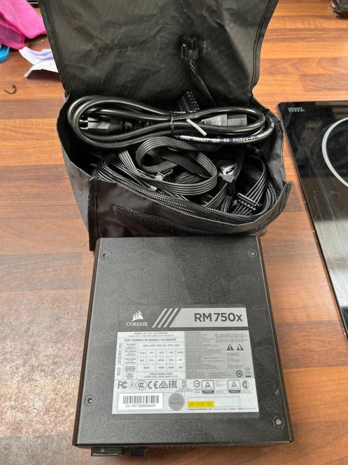 CORSAIR RM750x modulaire voeding, Computers en Software, Interne voedingen, Gebruikt, Ophalen