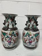 Two Chinese Nanking Vases, Antiek en Kunst, Antiek | Vazen, Ophalen of Verzenden