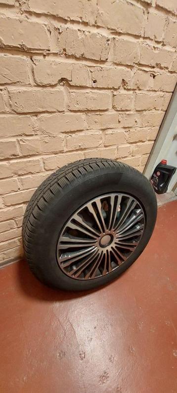 Pneus (x4) 215/65R 17