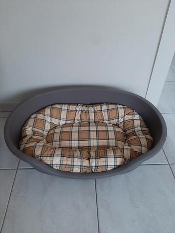 Hondenmand + kussen ( NIEUW ) VERKOCHT  beschikbaar voor biedingen