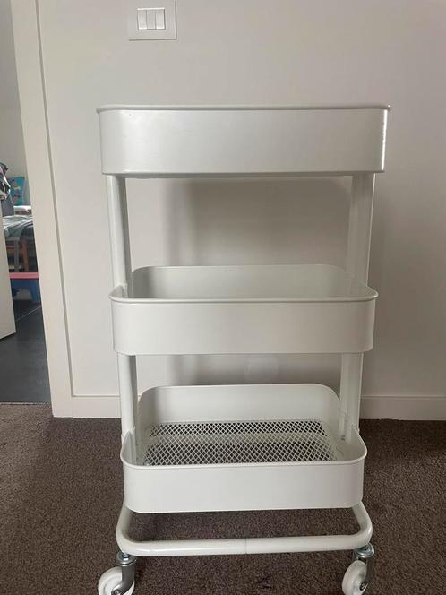 Roltafel wit Ikea (Råskog), Huis en Inrichting, Tafels | Bijzettafels, Zo goed als nieuw, 60 cm of meer, Minder dan 55 cm, Metaal of Aluminium