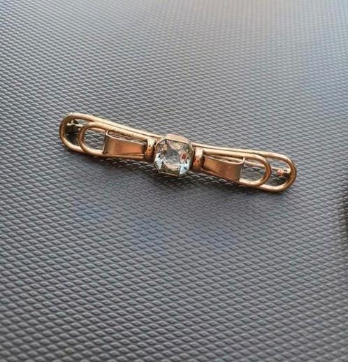 18k goud broches met aquamarijn VVS1, Handtassen en Accessoires, Broches, Zo goed als nieuw, Goud, Goud, 4 tot 7 cm, Met edelsteen