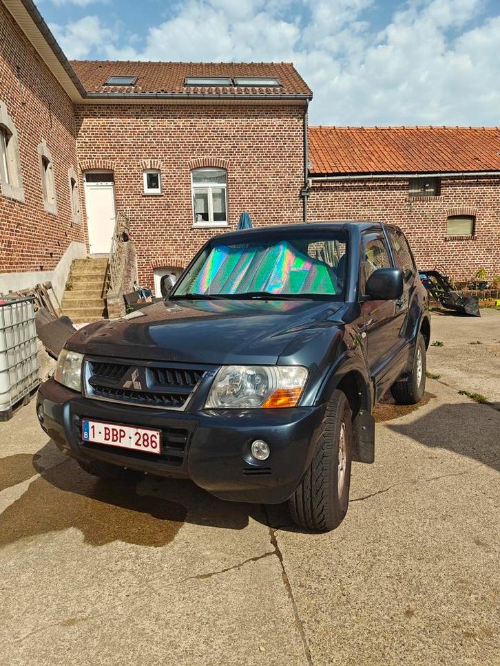 Mitsubishi pajero V60 weinig kms ook export, Auto's, Mitsubishi, Particulier, Pajero, 4x4, ABS, Airconditioning, Centrale vergrendeling