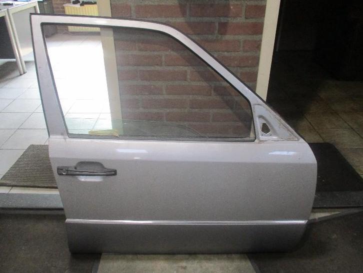 PORTIER RECHTS VOOR Mercedes-Benz E (W124) (01-1984/06-1995), Auto-onderdelen, Carrosserie, Deur, Mercedes-Benz, Voor, Rechts