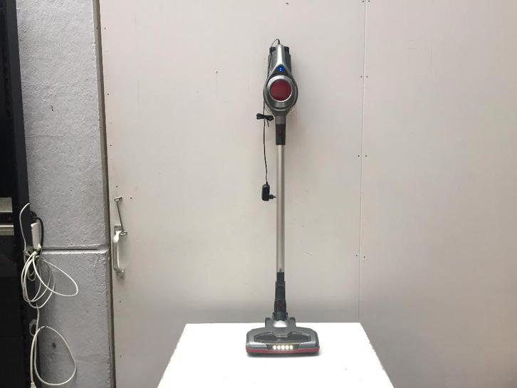 (69) Recentere steelstofzuiger Tristar, Elektronische apparatuur, Stofzuigers, Zo goed als nieuw, Stofzuiger, Ophalen