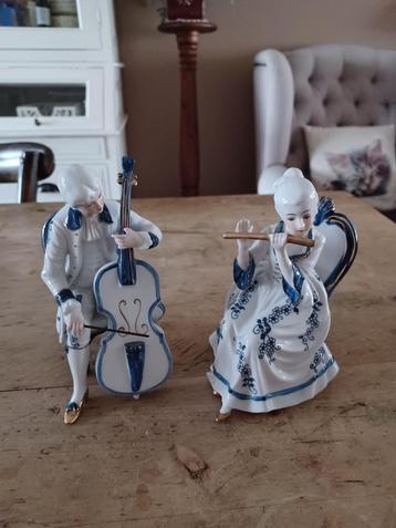 Porseleinen koppel muzikanten  beschikbaar voor biedingen