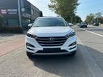 Hyundai tucson 1.6 Gdi 106.000km Gps*camera*Cruise  GARANTIE, Auto's, Voorwielaandrijving, Stof, 4 cilinders, Wit
