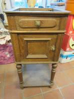 Table de chevet ancienne table de nuit en bois vintage, Antiquités & Art, Enlèvement