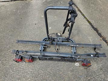 Fietsendrager voor op trekhaak beschikbaar voor biedingen