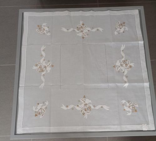 Tafelkleedje voor Kerstmis, Huis en Inrichting, Tafelkleden, Nieuw, Vierkant, Ophalen of Verzenden