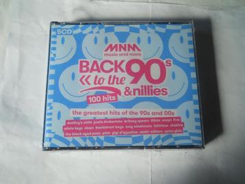 COFFRET DE 5 CD - MNM - RETOUR AUX ANNÉES 90 - NOUVEAU CHEZ, Enlèvement ou Envoi, Neuf, dans son emballage, Pop