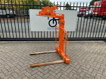 BSV pallethaak/pallet haak zelfbalancerend 2000KG gebruikt beschikbaar voor biedingen