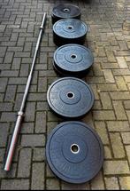 140kg Bumperplates met Olympische Barbell, Sport en Fitness, Fitnessmaterialen, Ophalen, Zo goed als nieuw, Halterschijven