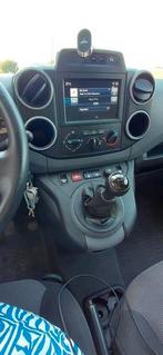 Peugeot partner - 2017 - 81014km - 3 zitplaatsen, Auto's, Peugeot, 4 deurs, Euro 6, Wit, Particulier