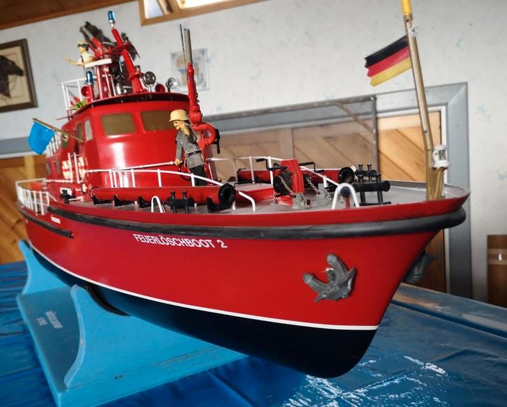 Modelbouwboot Düsseldorf Robbe, Hobby en Vrije tijd, Modelbouw | Boten en Schepen, Zo goed als nieuw, Ophalen
