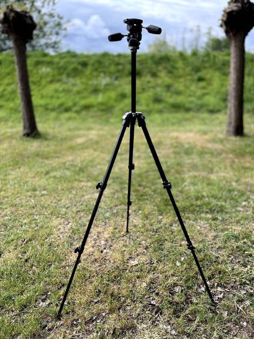 foto statief Manfrotto met draagtas, Audio, Tv en Foto, Fotografie | Statieven en Balhoofden, Zo goed als nieuw, Driepoot, 150 tot 175 cm