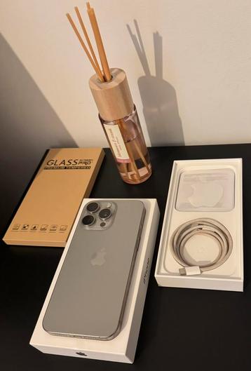 iPhone 15 Pro Max 512gb Titane Naturel beschikbaar voor biedingen