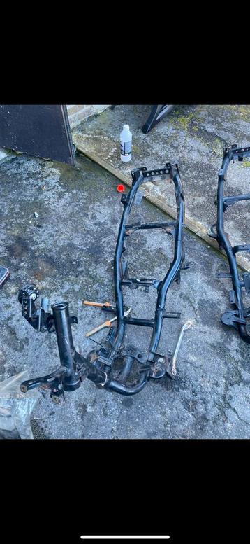 Aerox kader/frame, Enlèvement