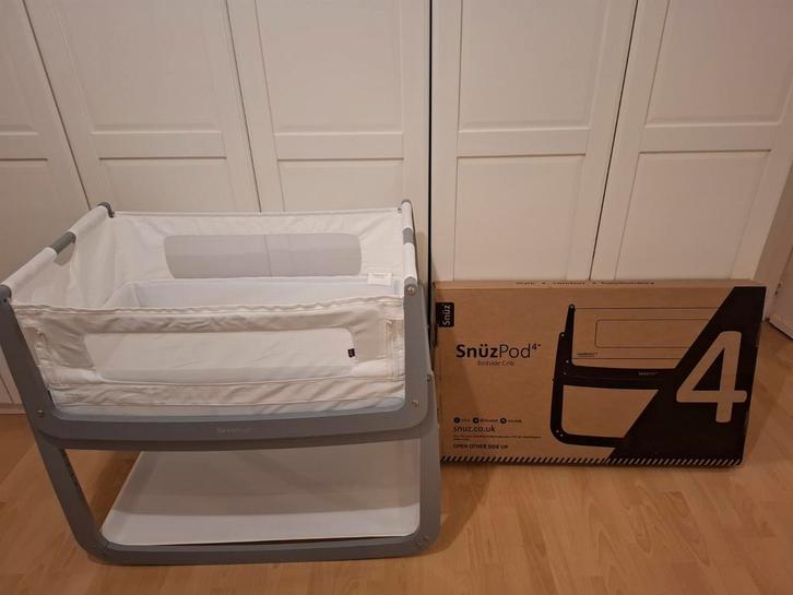SnüzPod 4 co-sleeper ongebruikt, Enfants & Bébés, Berceaux & Lits, Neuf, Berceau, Enlèvement