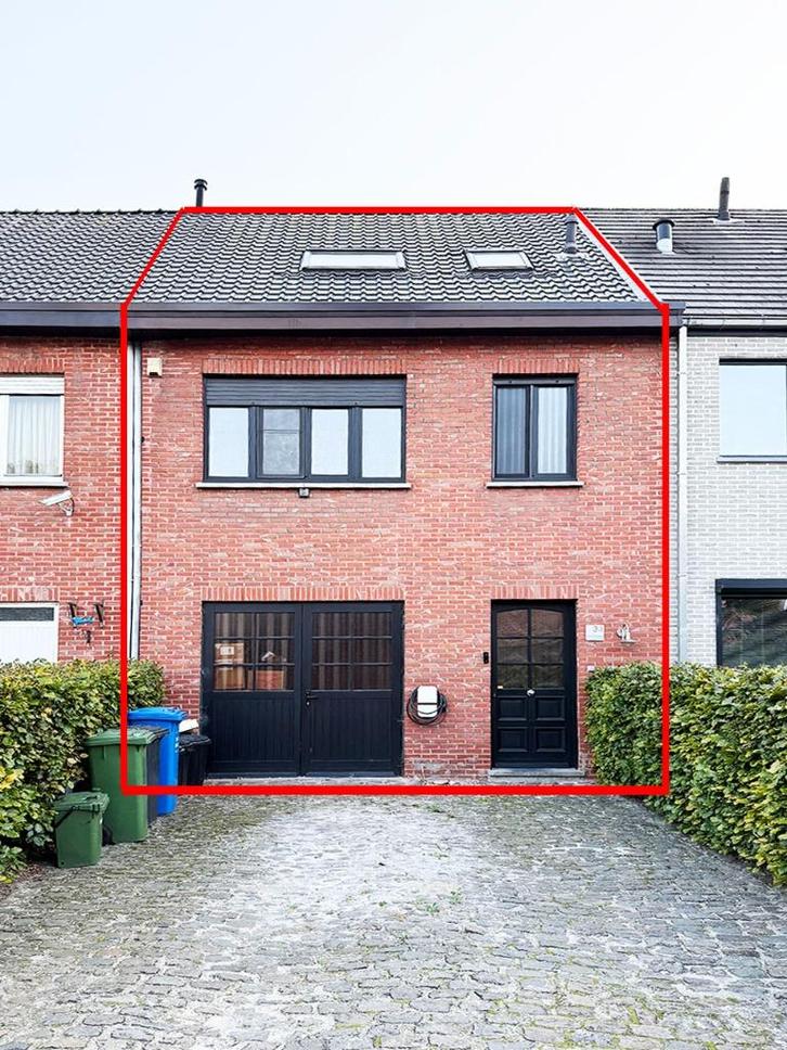 Instapklare rustig huis in centrum brasschaat, Immo, Huizen en Appartementen te koop, Provincie Antwerpen, 200 tot 500 m², Tussenwoning