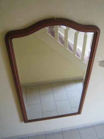 antieke spiegel beschikbaar voor biedingen