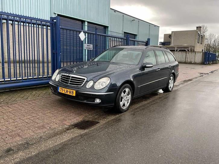 Mercedes-Benz E-Class Combi 320 Voiture Classique de 2003, Autos, Mercedes-Benz, Entreprise, Classe E, Autres carburants, Euro 4