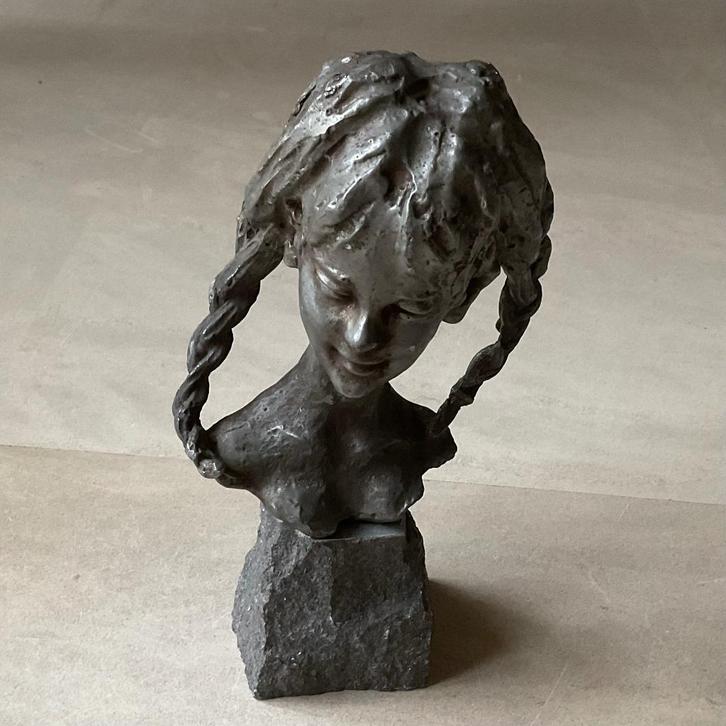 Sculptuur Ernest Patris(1909-1981) meisje met vlechten gesig, Antiquités & Art, Art | Sculptures & Bois, Enlèvement ou Envoi