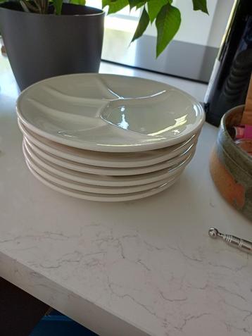 6 witte fondueborden beschikbaar voor biedingen
