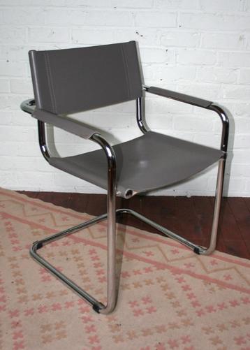 Vintage set van 2 Bauhaus stijl buisframe sledestoelen beschikbaar voor biedingen