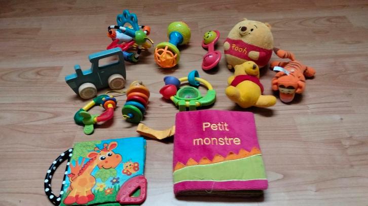 Babyspeelgoed 12 stuks haba fisherprice..., Kinderen en Baby's, Speelgoed | Babyspeelgoed, Ophalen of Verzenden