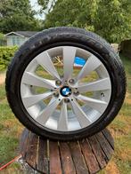 Bmw velgen 17 inch 225/50/17 M+S run flat pirelli, Auto-onderdelen, Banden en Velgen, Ophalen, Gebruikt, 17 inch, Winterbanden