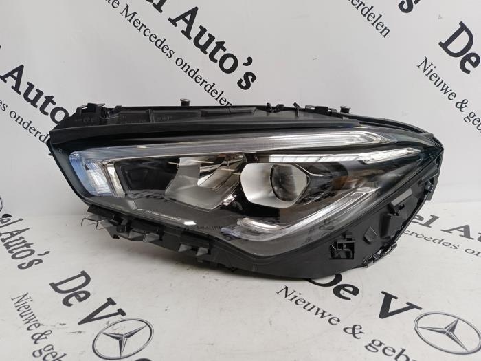 Koplamp links van een Mercedes CLA, Auto-onderdelen, Verlichting, Mercedes-Benz, Gebruikt, 3 maanden garantie, Ophalen of Verzenden