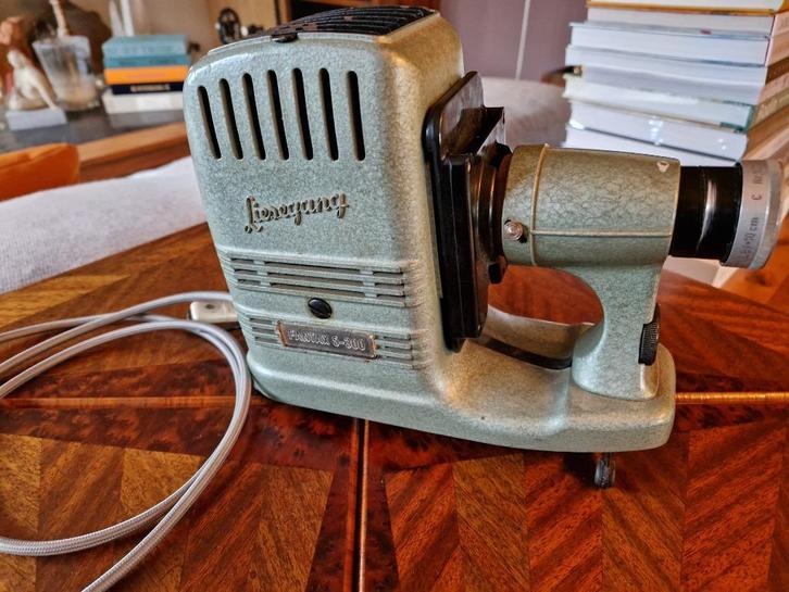 LIESEGANG Fantax 5-150 Dia-projector, Audio, Tv en Foto, Diaprojectoren, Gebruikt, Ophalen of Verzenden