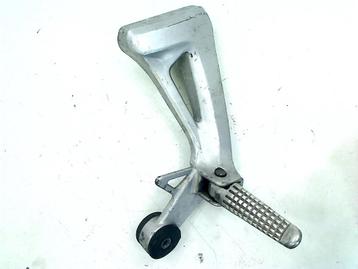 DUOSTEUN COMPLEET RECHTS ACHTER Suzuki beschikbaar voor biedingen