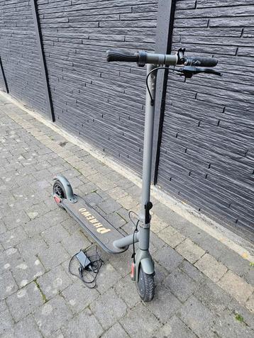 Elektrische opvouwbare step met verlichting beschikbaar voor biedingen