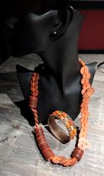 Prachtige vintage ketting en armband met been, Handtassen en Accessoires, Kettingen, Ophalen of Verzenden, Oranje