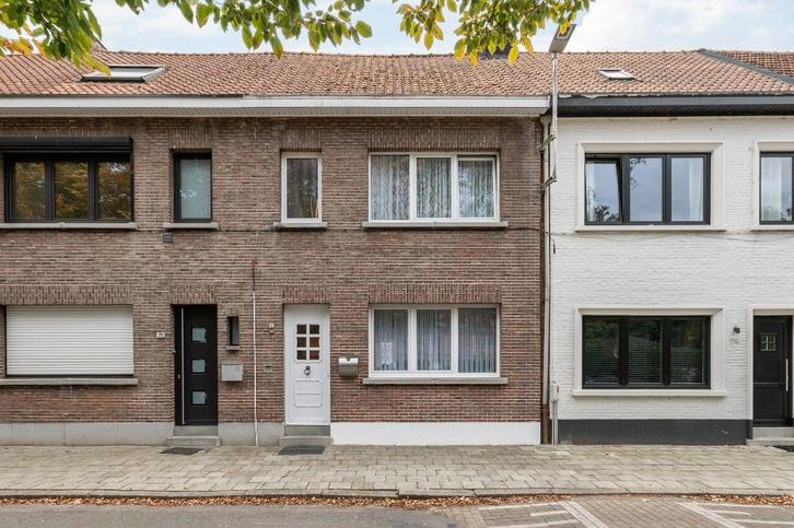 Verzorgde woning met 4slpks met zonnige tuin in Schoten, Immo, Huizen en Appartementen te koop, Provincie Antwerpen, tot 200 m²