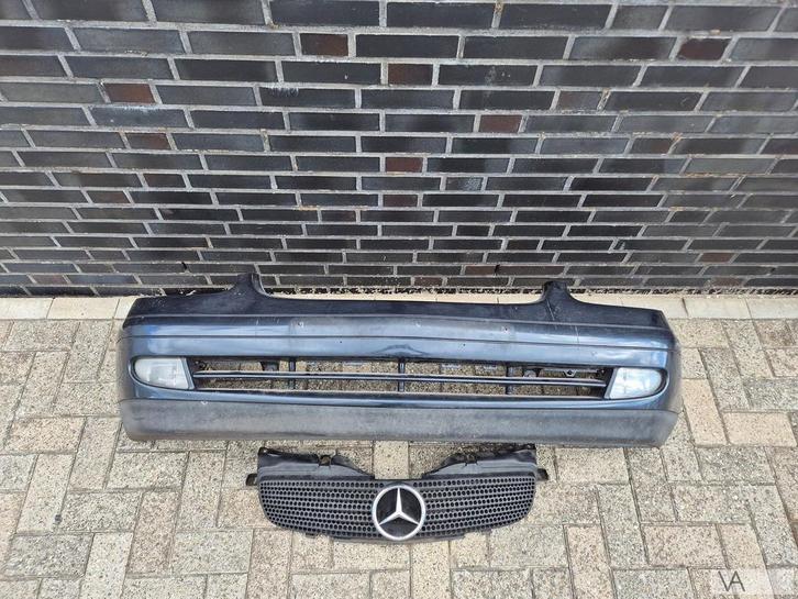 Mercedes SLK R170 voorbumper 1996 - 2003 met grille €400, Auto-onderdelen, Carrosserie, Bumper, Mercedes-Benz, Voor, Gebruikt