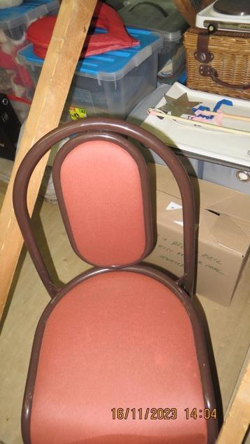 Vintage stoelen  12 stuks  (10 betalen + 2 GRATIS )