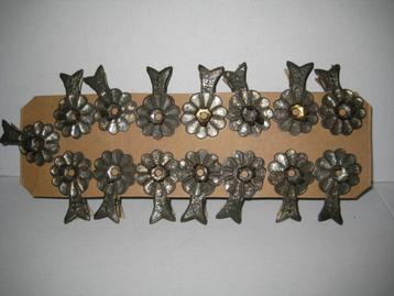 OUDE KAARSENKNIJPERS KERST beschikbaar voor biedingen