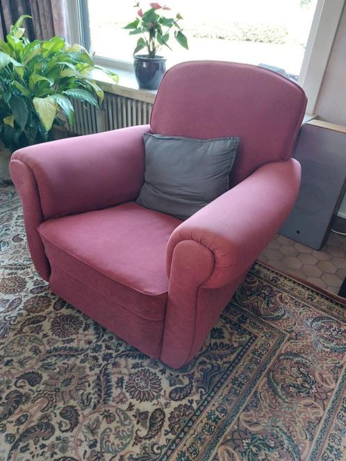 2 comfortabele fauteuils met klassieke uitstraling, Huis en Inrichting, Fauteuils, Gebruikt, Hout, Overige materialen, 75 tot 100 cm