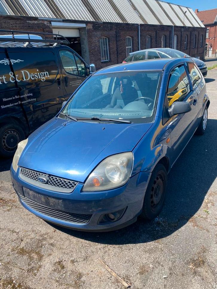 Ford fiesta voor aparte onderdellen, Auto's, Ford, Bedrijf, Te koop, Fiësta, Diesel, Ophalen