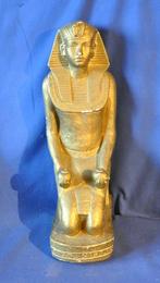 statue en platre egyptien debout a genou, Enlèvement ou Envoi, Utilisé, Autres types