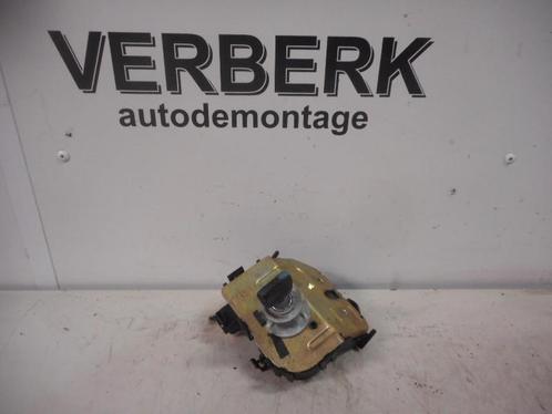 SLOTVANGER ACHTERKLEP Ford Focus 1 (xs41a43102bk), Auto-onderdelen, Carrosserie, Ford, Gebruikt
