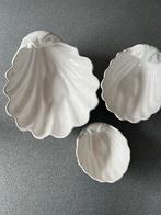 3 Schalen, Ophalen, Zo goed als nieuw