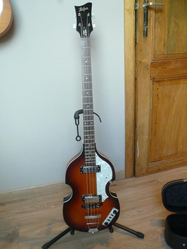 BASSE VIOLIN HÔFNER  NEUVE + FLIGHTCASE, Muziek en Instrumenten, Snaarinstrumenten | Gitaren | Bas, Nieuw, Elektrisch, Ophalen